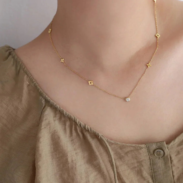 BowLift | Dainty Floral Diamond Centerpiece Necklace