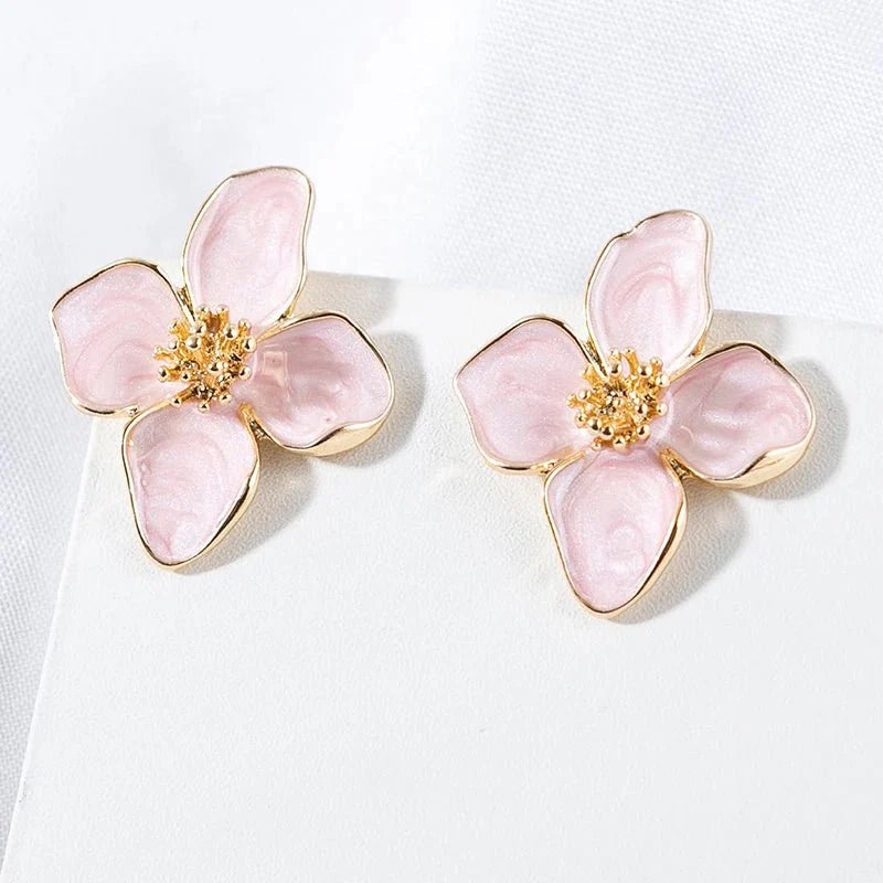 BowLift | Dainty Floral Hibiscus Earrings