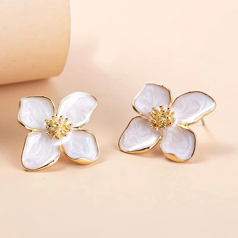 BowLift | Dainty Floral Hibiscus Earrings