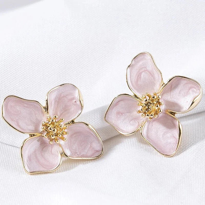 BowLift | Dainty Floral Hibiscus Earrings