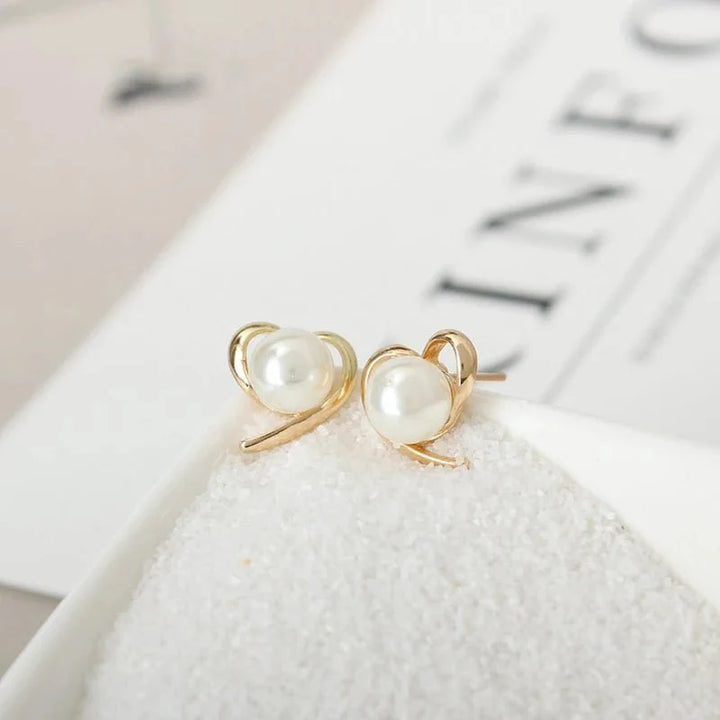 BowLift | Dainty Gold Accented Heart Pearl Stud Earrings