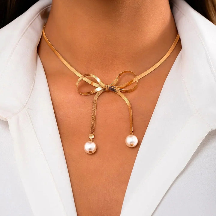 BowLift | Dainty Herringbone Pearl Bow Necklace