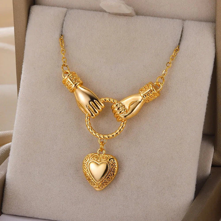 BowLift | Dainty Holding Onto Love Necklace