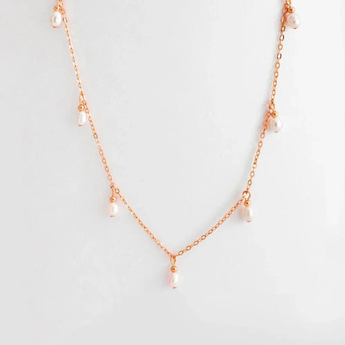 BowLift | Dainty Pearl Droplets Necklace