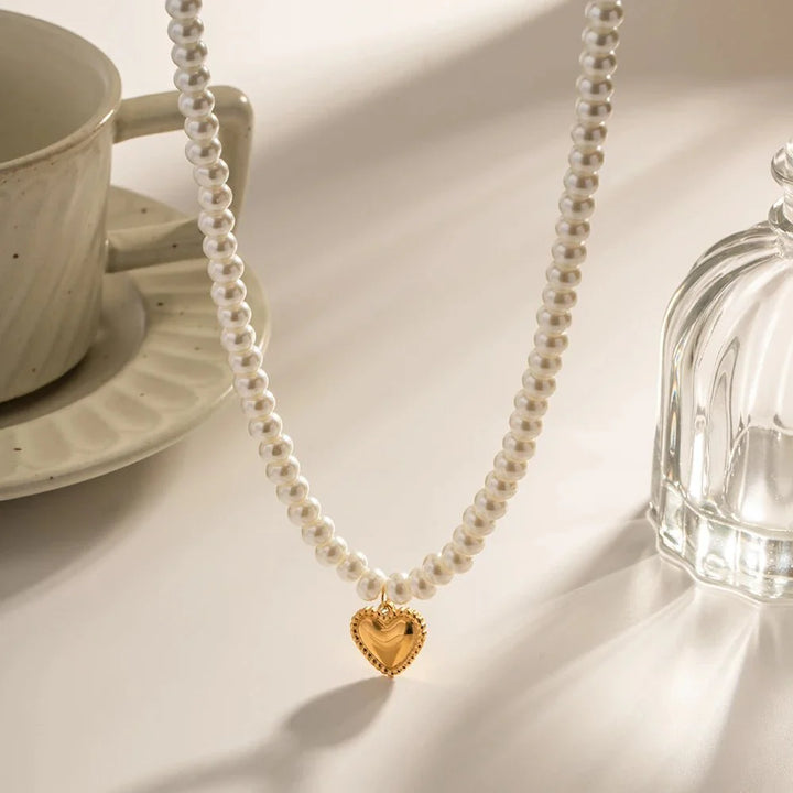 BowLift | Dainty Pearl Golden Heart Necklace
