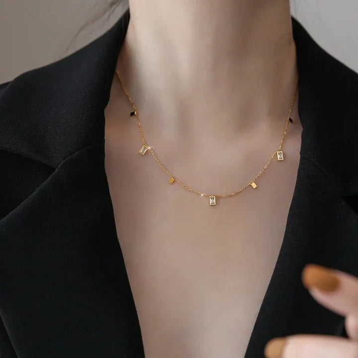 BowLift | Dainty Rectangle Diamond Choker