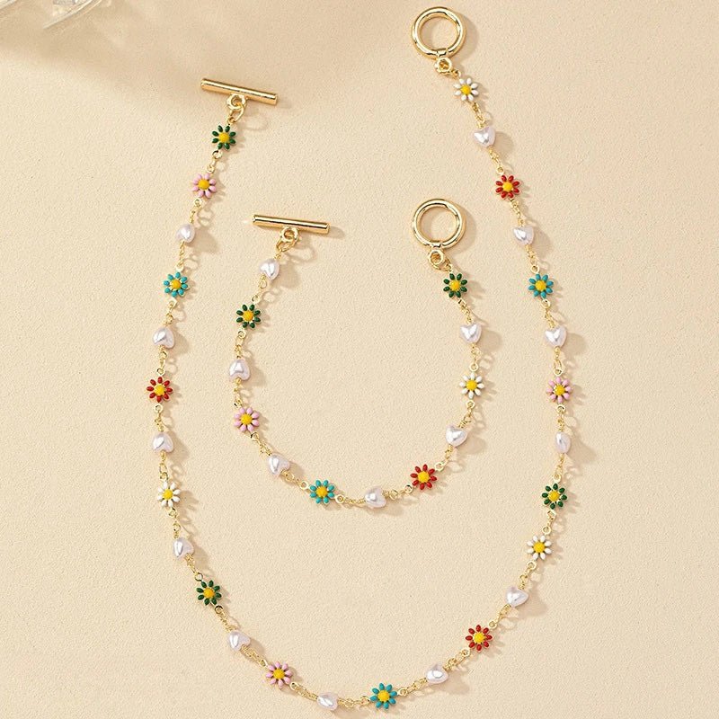 BowLift | Dainty Spring Floral Pearls Bracelet and Necklace Set