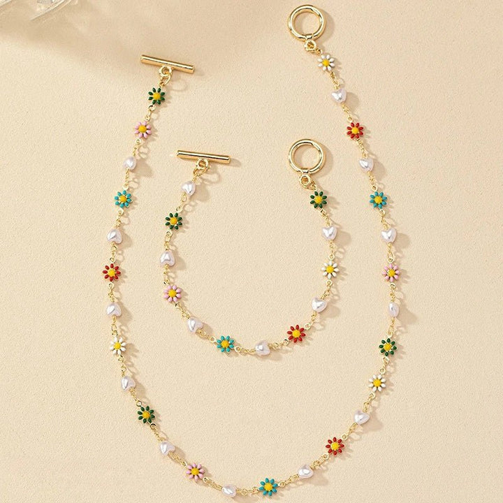 BowLift | Dainty Spring Floral Pearls Bracelet and Necklace Set