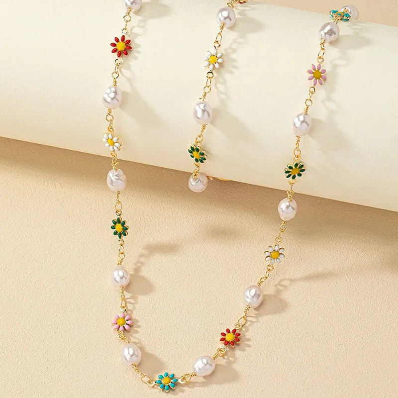 BowLift | Dainty Spring Floral Pearls Bracelet and Necklace Set