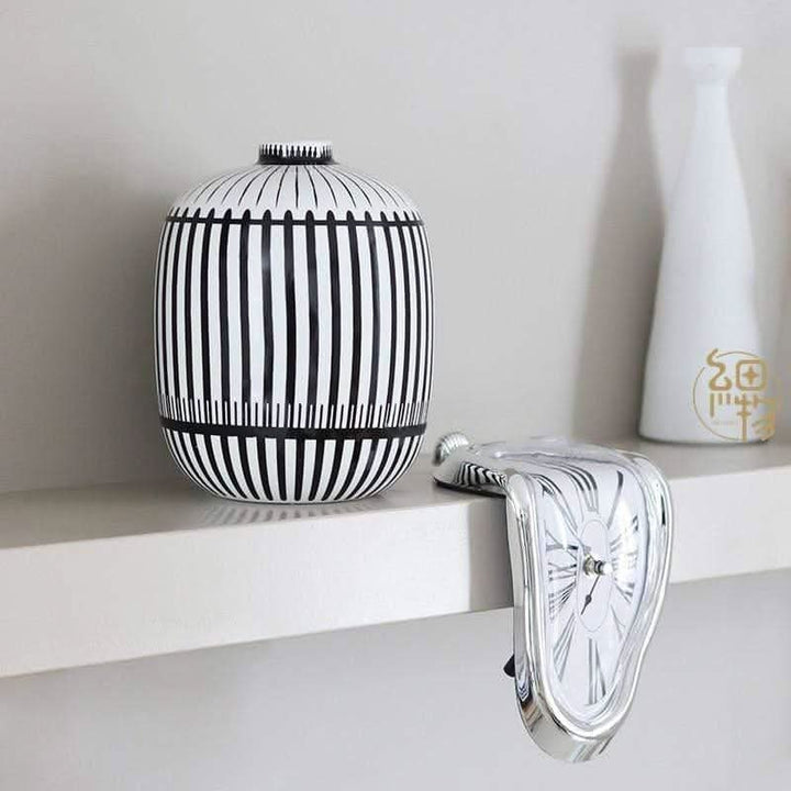 BowLift | HANAMI – Elegant ceramic vase for stylish spaces