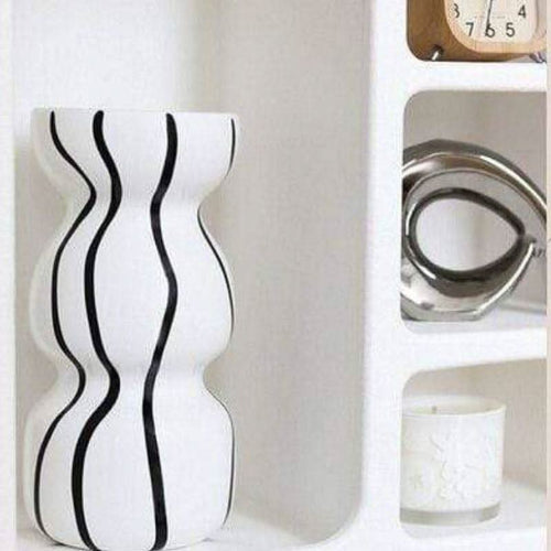 BowLift | HANAMI – Elegant ceramic vase for stylish spaces