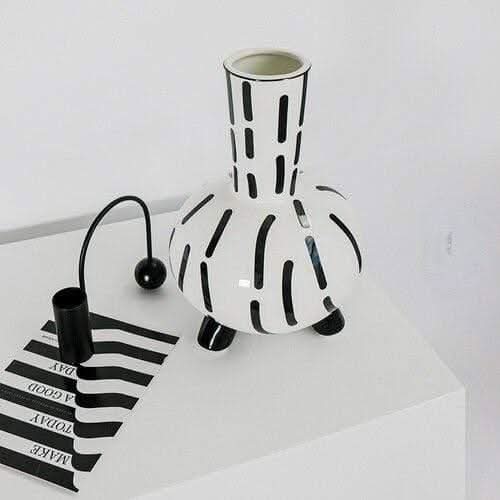 BowLift | HANAMI – Elegant ceramic vase for stylish spaces