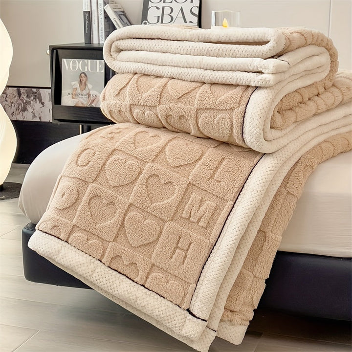 CozyCoral – Luxury Fleece Blanket for All Seasons Bowlift