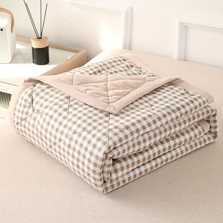 BowLift | Elegant Preppy Plaid Summer Blanket for Cool Nights