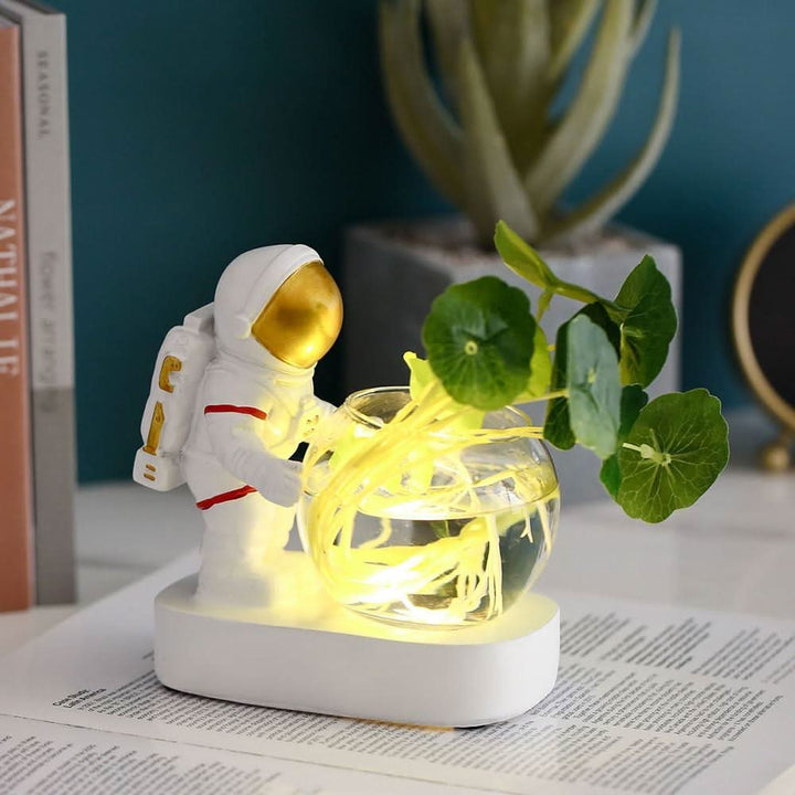 BowLift | ASTROVA – Creative Astronaut Plant Vases for Modern Living