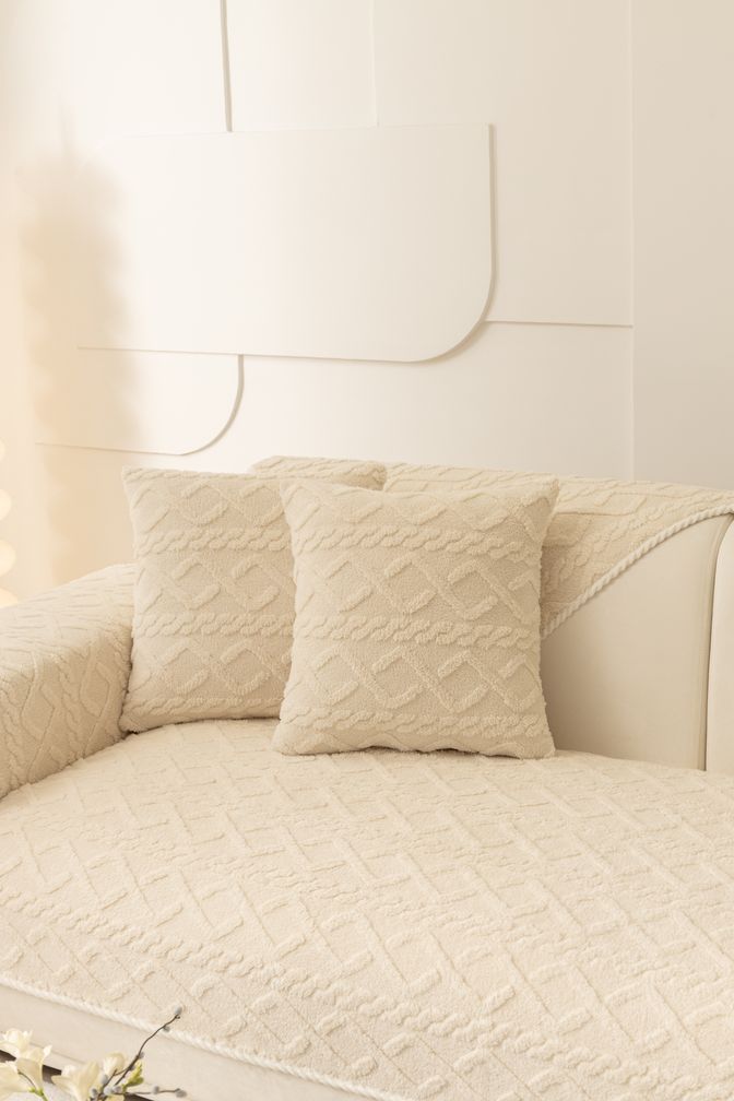 BowLift | Classic One-Piece Sofa Slipcover