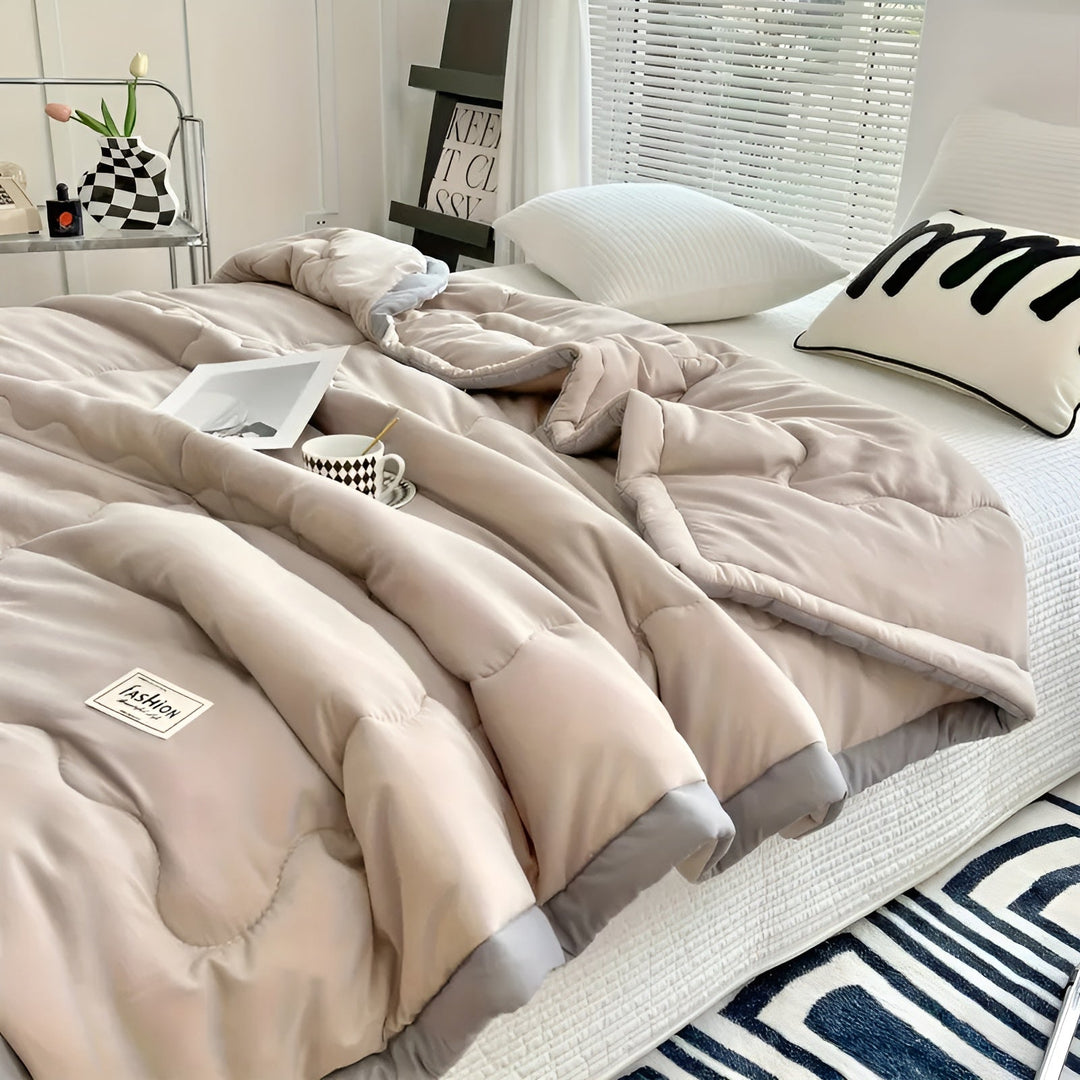 Light duvet for summer – BreathaBowlifte & Versatile | For sofa, bed & travel | Bowlift