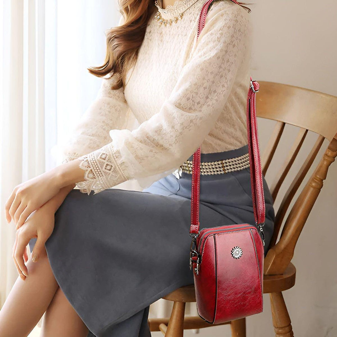 Clara Bag - Luxurious Shoulder Bag for Effortless Elegance | Bowlift