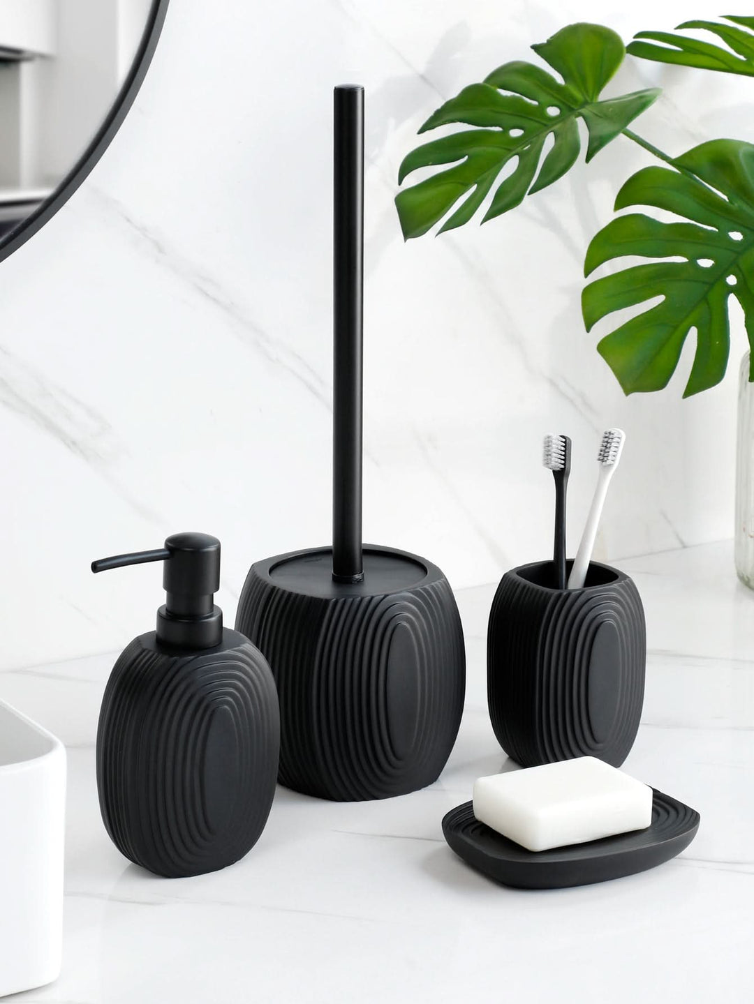 BowLift | BathLux - 4-piece bathroom accessories set