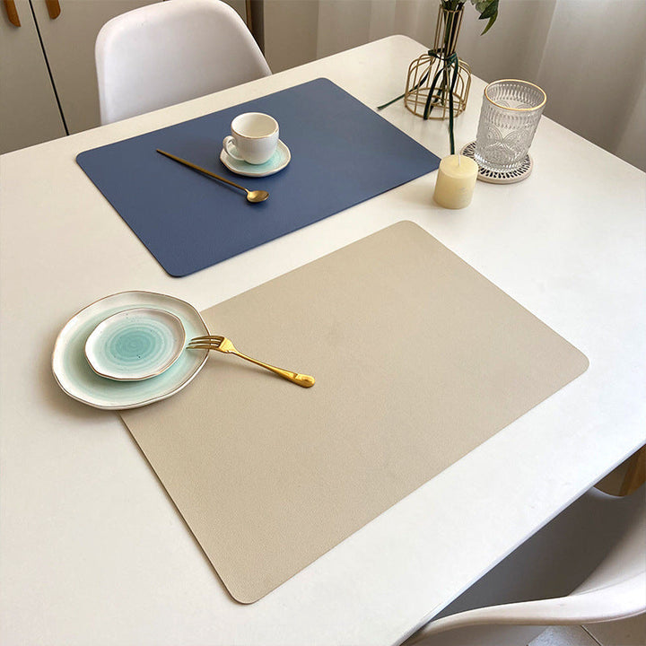 BowLift | Double-layered leather desk mat