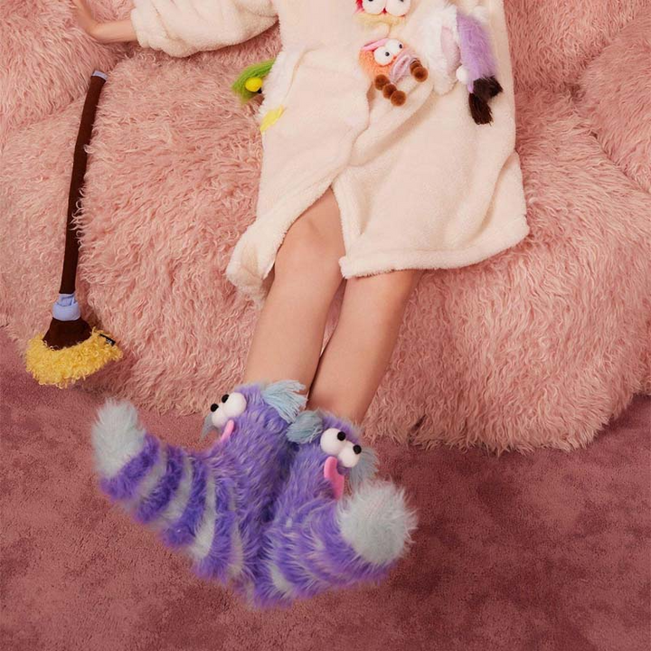 Cozy & fun plush socks | Bowlift