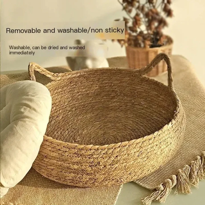 BowLift | Handmade Woven Cat Bed with Seasonal Pad