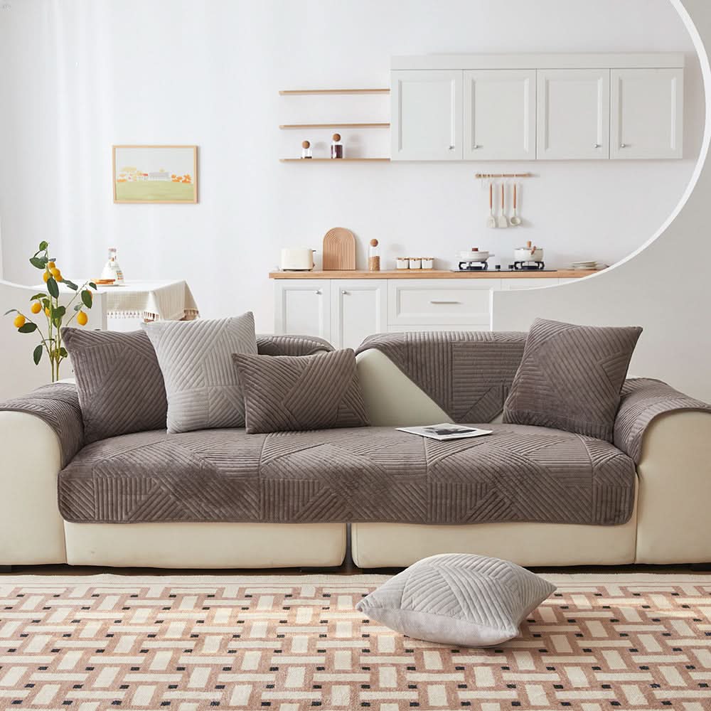 BowLift | PlushGrip – Non-slip plush sofa cover
