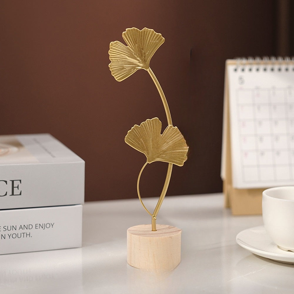 BowLift | Ginkgo leaf decoration in a minimalist version