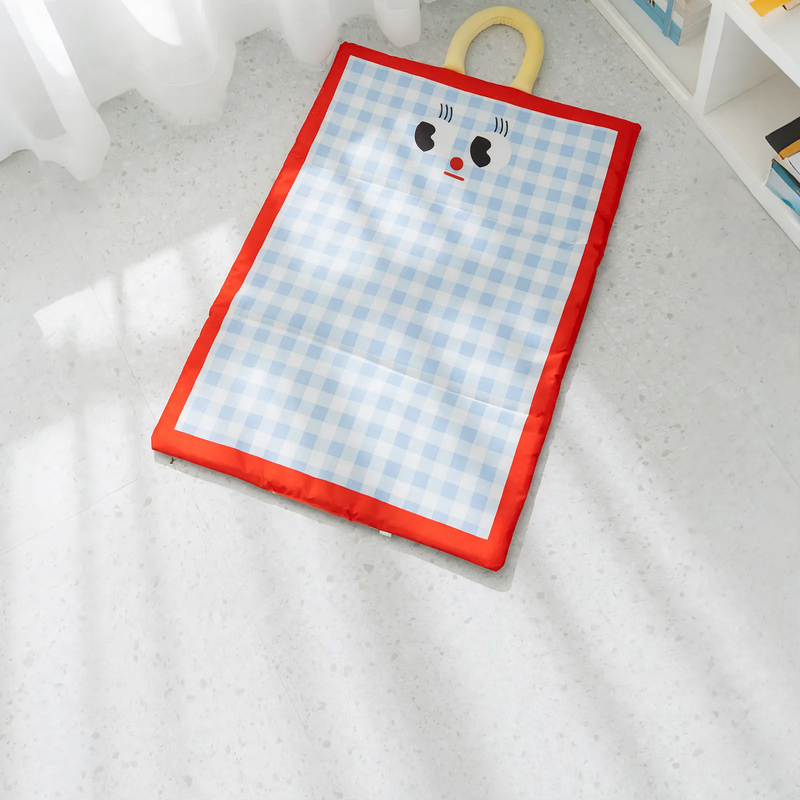 Washable pet lounger, year-round