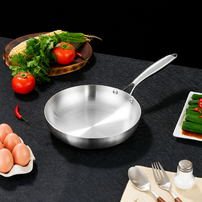 Frying pan, titanium-aluminum, non-stick