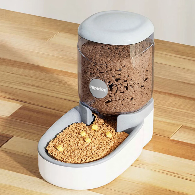 Large volume pet food and water bowl, 4 L, PP