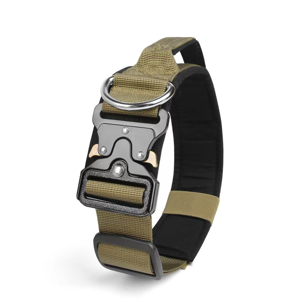 Tactical dog collar with handle