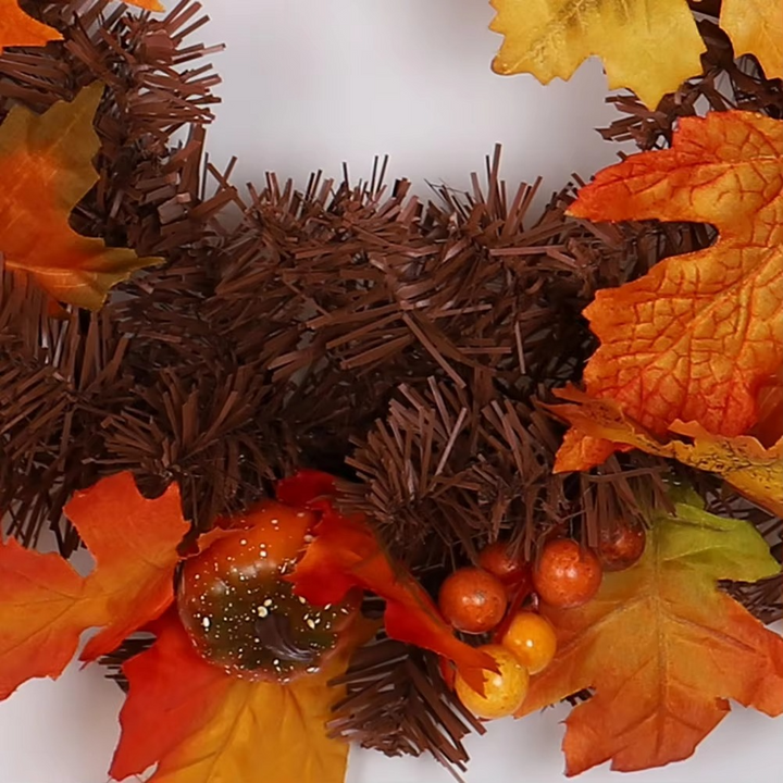BowLift | Autumn garland with maple leaves — decoration with pine cones, pumpkins, and berries (180 cm)
