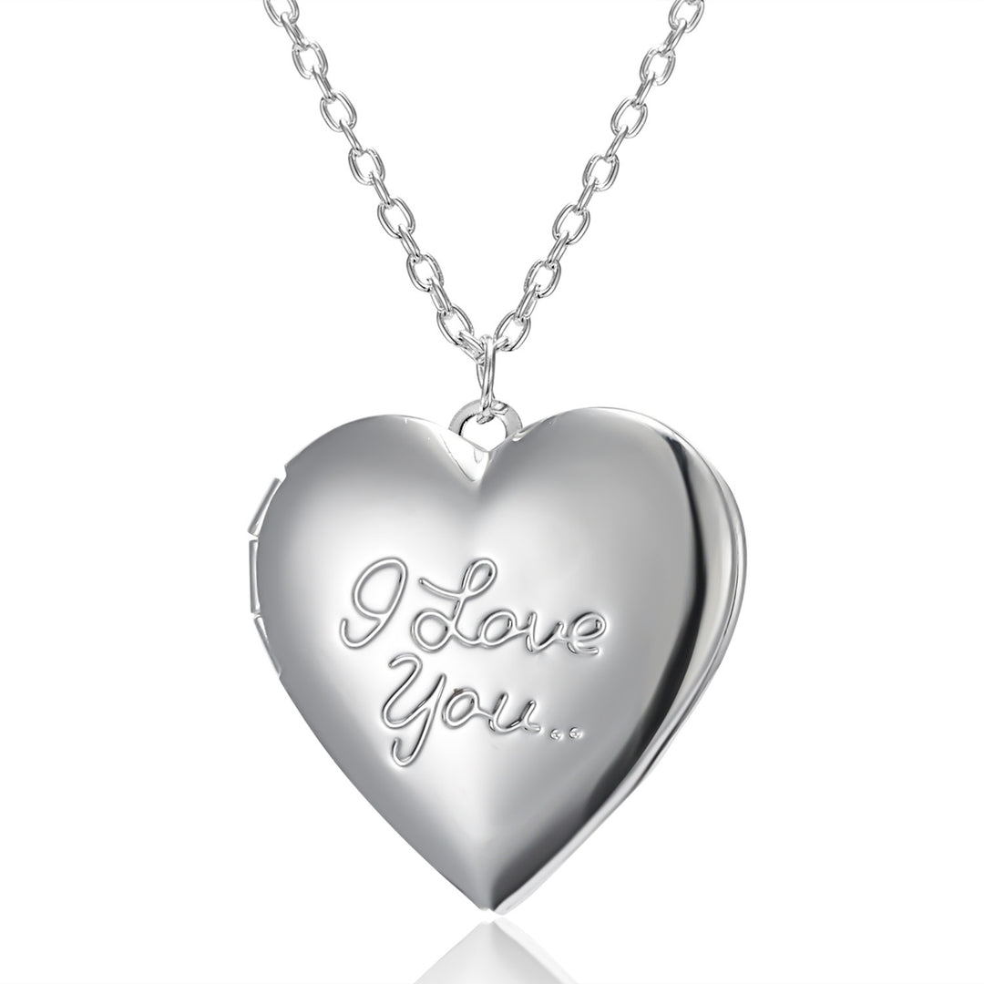 Heart necklace with opening function