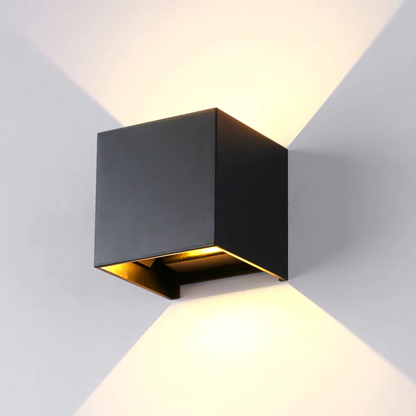 BowLift | Luxurious LED wall lamp