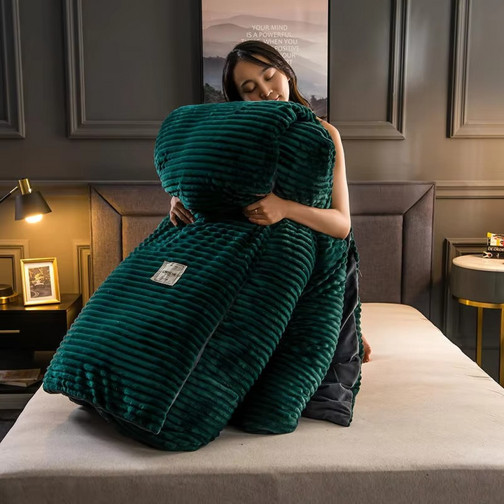 BowLift | Velvet Fleece Blanket Cover for Ultimate Comfort – Soft, Warm, and Cozy Bedding Solution