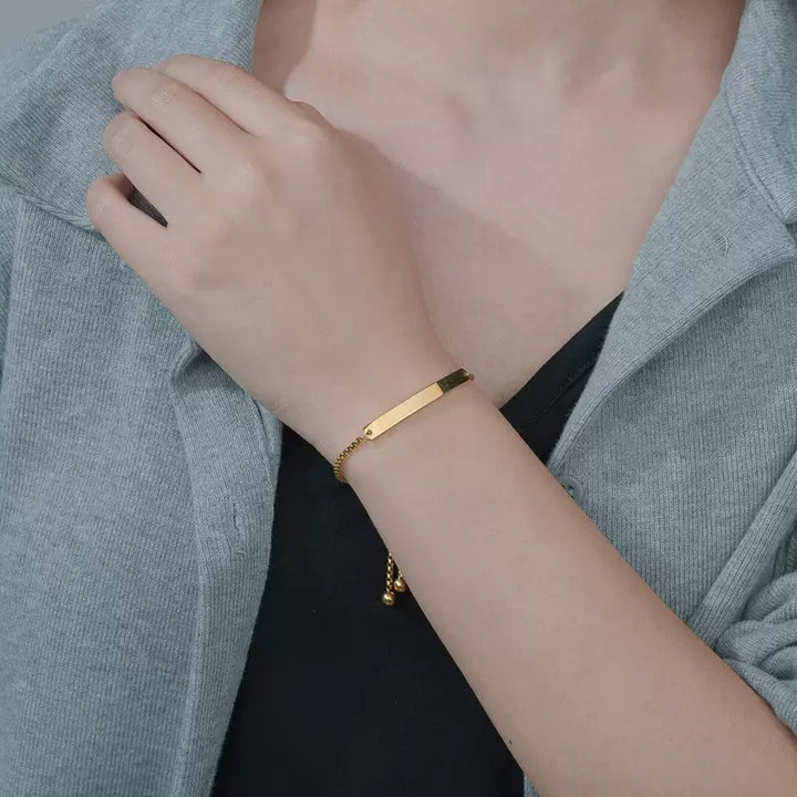 Stainless steel bracelet with geometric design