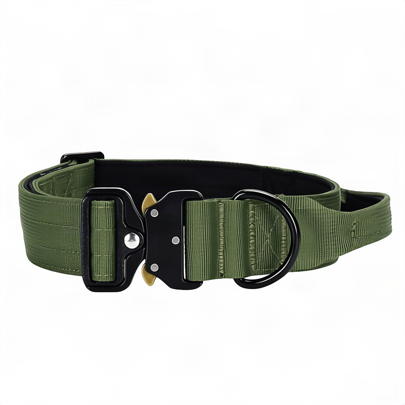 Tactical dog collar with handle