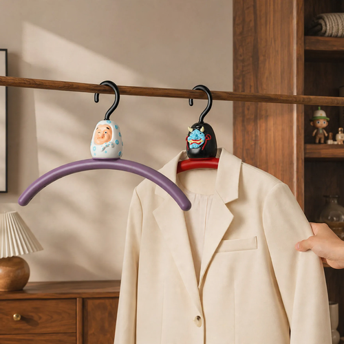 Daruma clothes hanger, plastic, non-slip