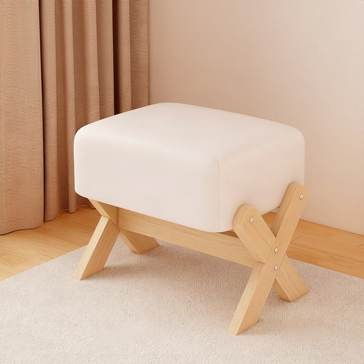 Children's footstool made of rubber wood, square