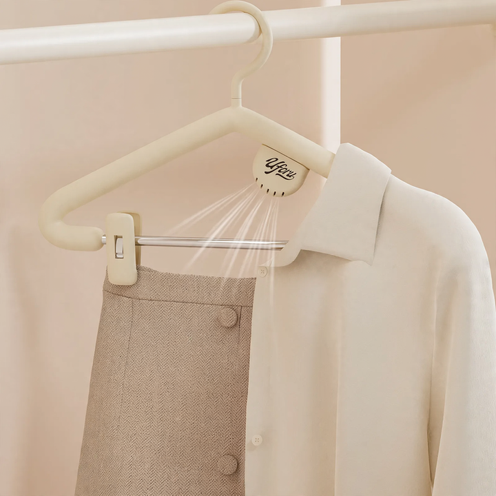 Plastic Hanger DD2517, shoulder-friendly