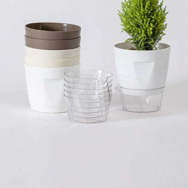 Self-watering flower pot
