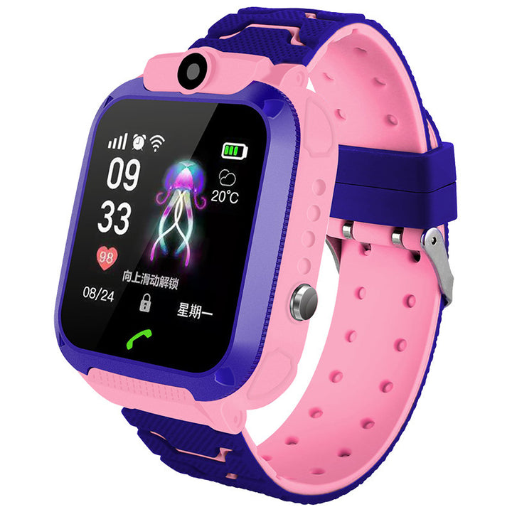 Kids' smartwatch with camera, GPS and SOS button