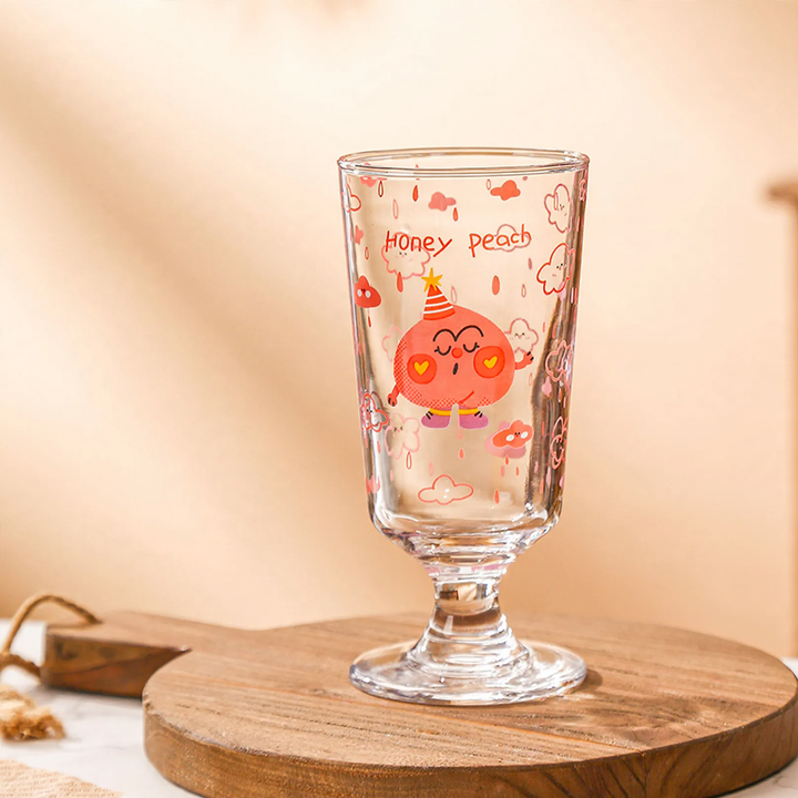 Wine glass, 601–700 ml, spherical shape