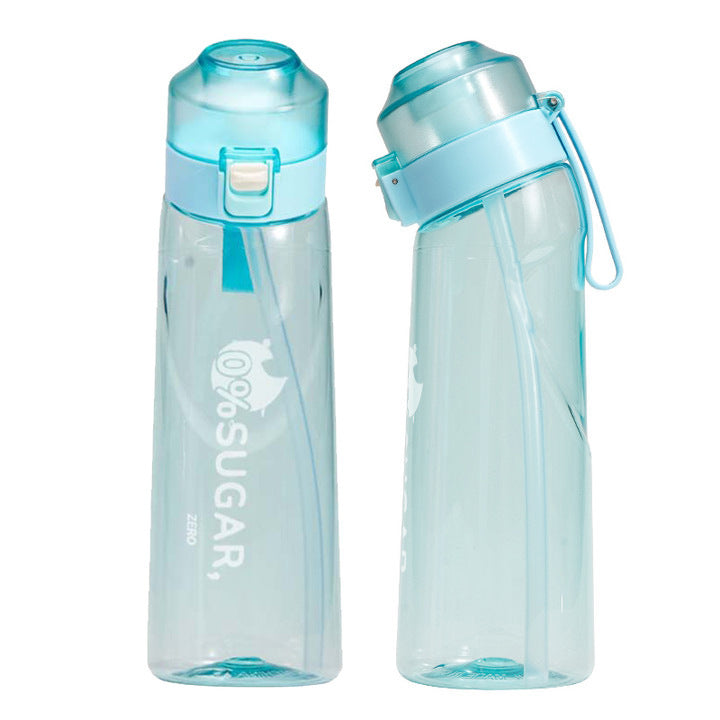 Drinking cup 650 ml with straw and flip lid