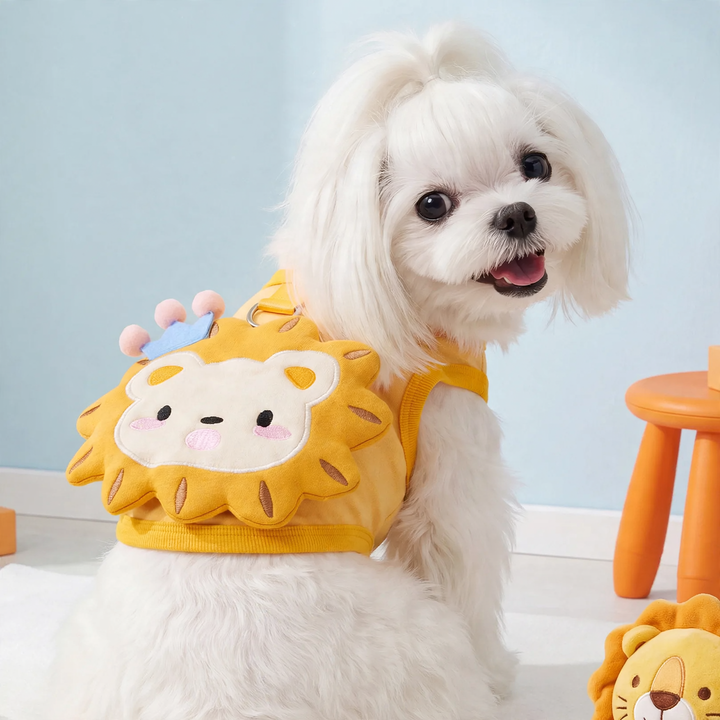 Thin Pet Carrier Shirt, Cartoon Style