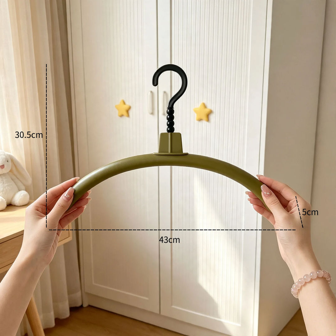 Clothes hanger with cartoon character design non-slip