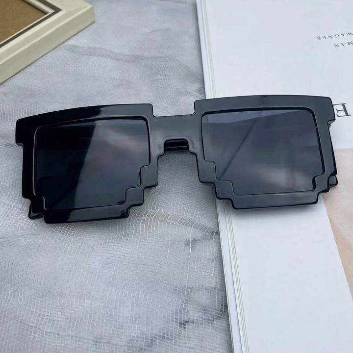 Pixel glasses with geometric pattern