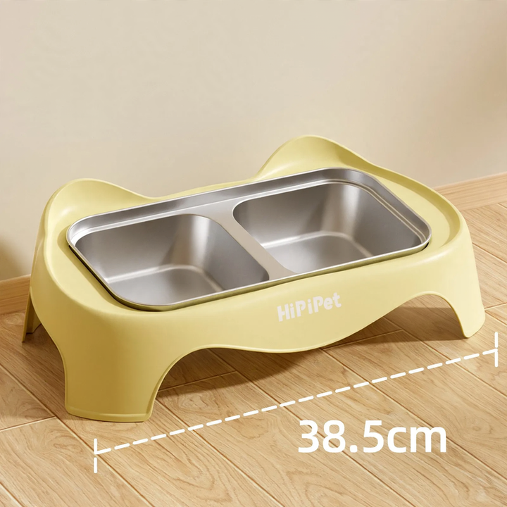 Automatic water and food bowl for cats and dogs