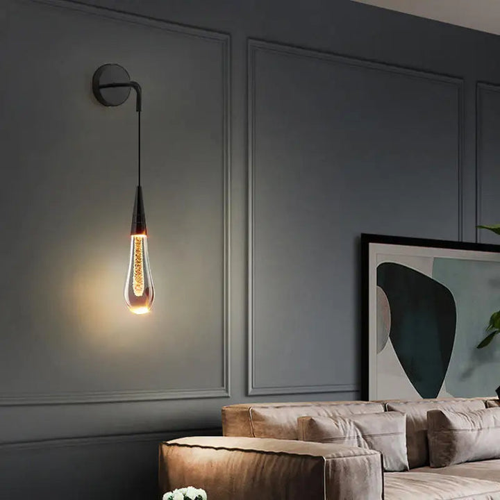 BowLift | Drop-shaped Wall Lamp with Warm Glow - Solena